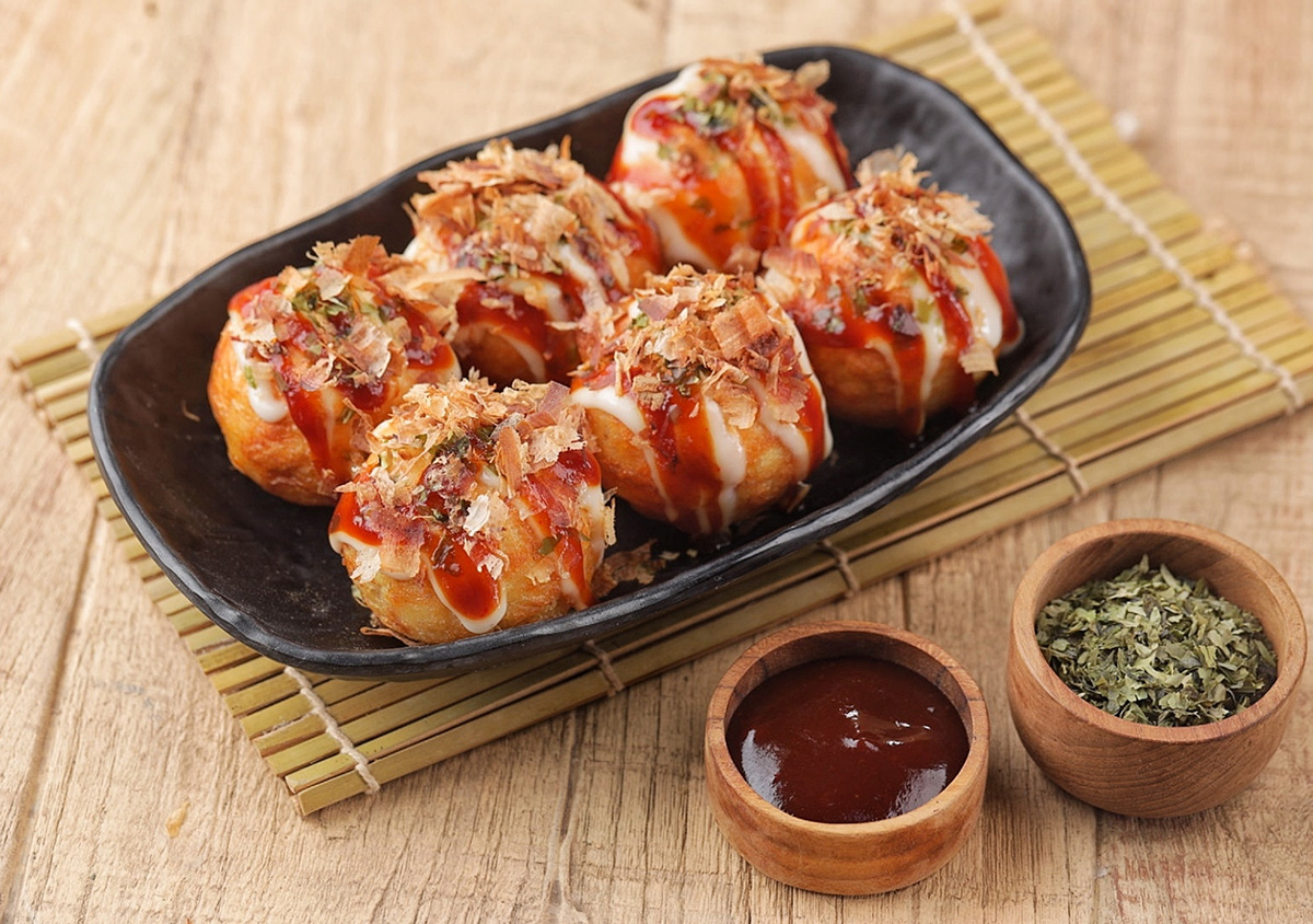 Japan’s No.1 Takoyaki 6-Ball Pack, Now Available in the US
